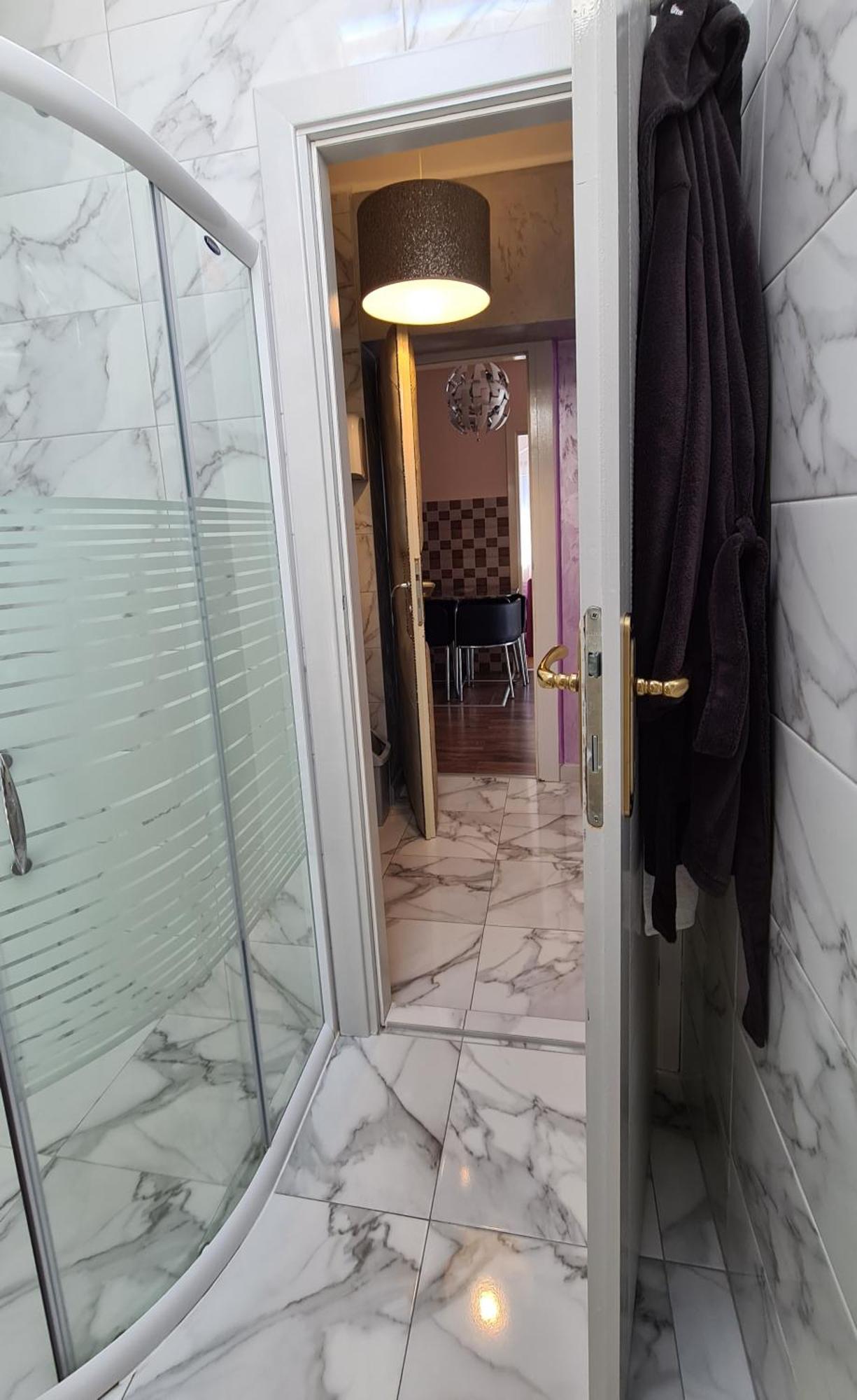 Lux Apartments With Pool Dex Zemun Polje Exterior photo